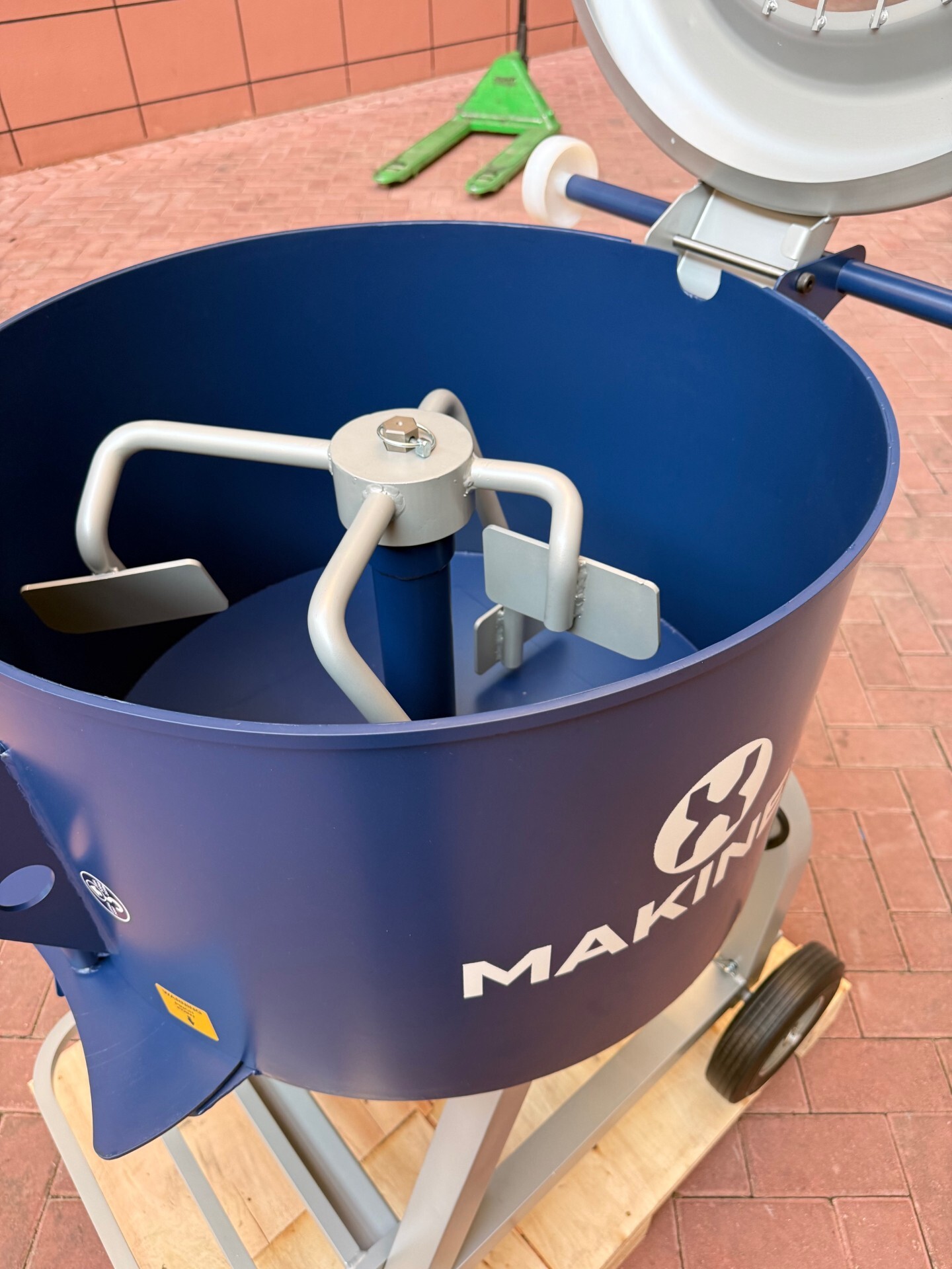 Forced Action Mixer FAM-120